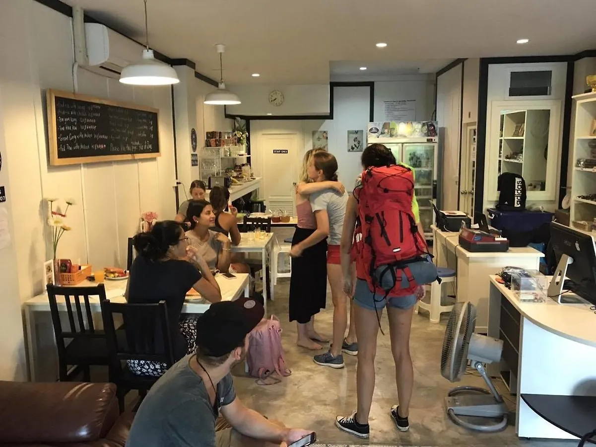 Hub Of Joys Hostel Ko Lanta