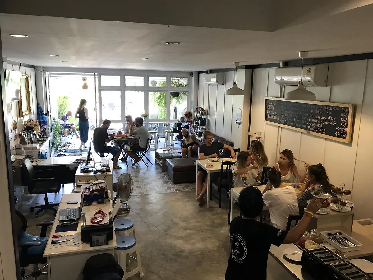 Hub Of Joys Hostel Ko Lanta