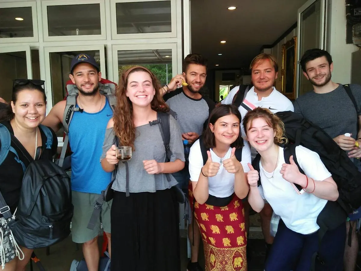 Hub Of Joys Hostel Ko Lanta