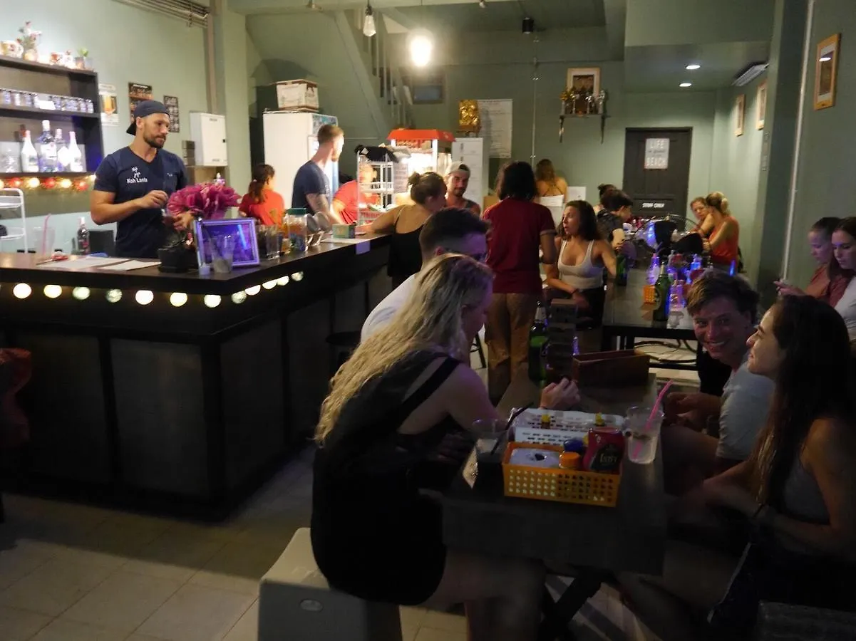 Hub Of Joys Hostel Ko Lanta